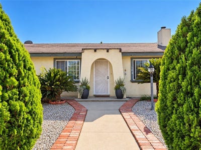 /international/us/104-meredith-street-claremont-ca-110120514661/