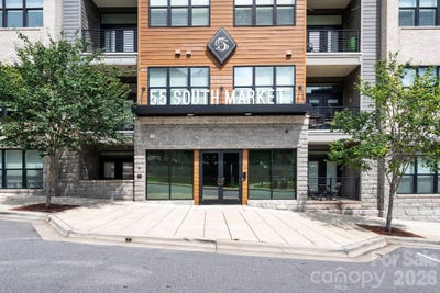 /international/us/55-s-market-street-asheville-nc-110119611808/