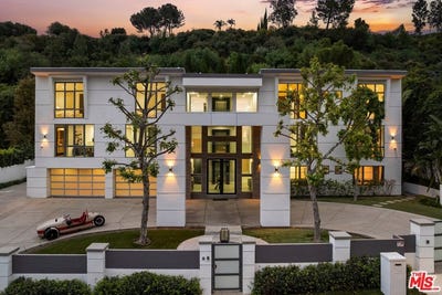 /international/us/4230-valley-meadow-rd-encino-ca-110098933035/