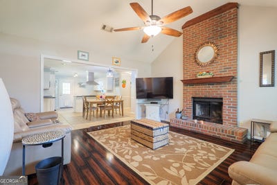 /international/us/3937-studstill-road-valdosta-ga-110102678741/