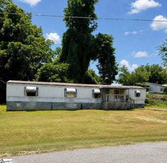 /international/us/102-raymond-road-abbeville-sc-110109376591/