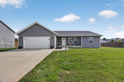 /international/us/686-e-jessica-street-ellettsville-in-110110403835/