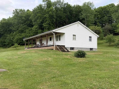 /international/us/331-snyder-road-elkins-wv-110108655144/