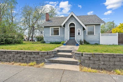/international/us/732-4th-street-clarkston-wa-110107752256/