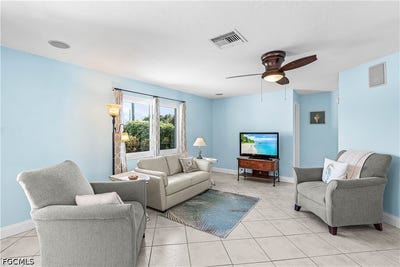 /international/us/4632-se-1st-place-cape-coral-fl-110120768593/