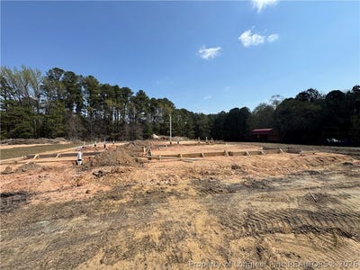 /international/us/454-james-street-vass-nc-110106924536/