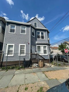 /international/us/29-17th-ave-paterson-city-nj-110100773111/?lang=zh-cn