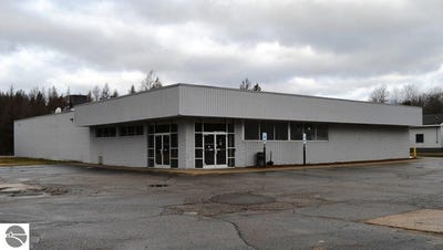 /international/us/425-n-fifth-street-roscommon-mi-110098592198/