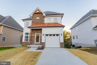 /international/us/530-third-street-martinsburg-wv-110095460110/