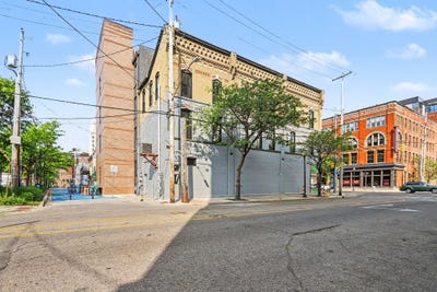 /international/us/280-e-michigan-avenue-kalamazoo-mi-110108706662/