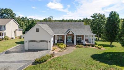 /international/us/291-frost-drive-concord-va-110120124747/