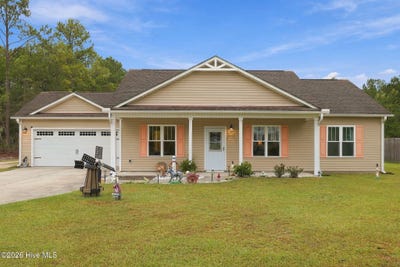/international/us/337-folkstone-road-holly-ridge-nc-110110343275/