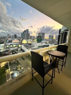 /international/us/1717-n-bayshore-dr-a-2453-miami-fl-110108098505/