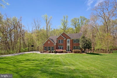 /international/us/405-pondview-ln-davidsonville-md-110107083442/