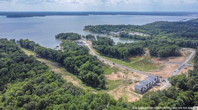 /international/us/825-eagle-landing-drive-grand-rivers-ky-110086932508/