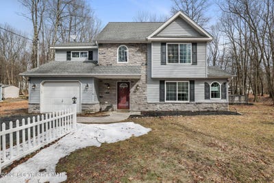 /international/us/33-sassafras-road-albrightsville-pa-110106330446/