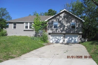 /international/us/1005-sw-23rd-street-blue-springs-mo-110107994839/