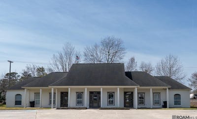 /international/us/16159-state-bank-dr-prairieville-la-110100691494/