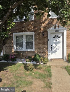 /international/us/8811-vicksburg-court-manassas-va-110119317644/