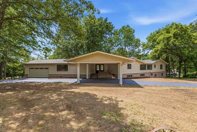 /international/us/3-hickory-lane-white-heath-il-110108544410/