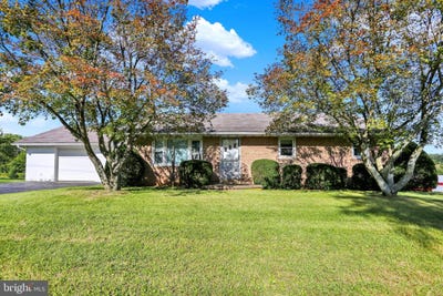 /international/us/1365-centerport-road-mohrsville-pa-110120062022/
