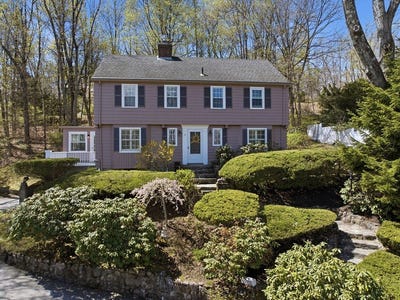 /international/us/11-drury-ln-worcester-ma-110107782559/