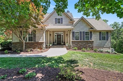 /international/us/242-harbor-drive-e-lexington-nc-110108130882/