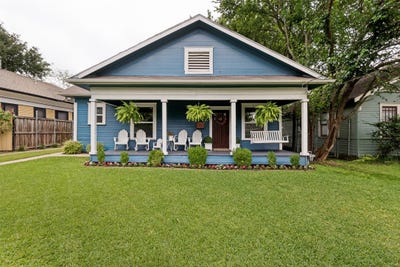 /international/us/5506-worth-street-dallas-tx-110108230377/