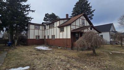 /international/us/710-e-foster-street-ludington-mi-110107313214/
