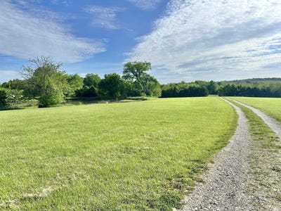 /international/us/520-e-340-road-humansville-mo-110108551231/