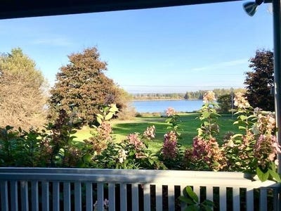 /international/us/37-hanna-drive-trenton-me-110101024908/