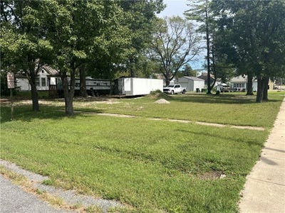 /international/us/115-w-7th-street-wellsville-ks-110110335506/