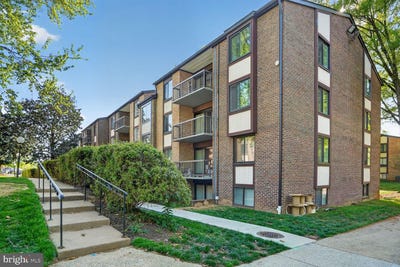 /international/us/9708-kingsbridge-drive-fairfax-va-110107840500/