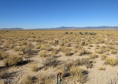 /international/us/80-acres-cougar-road-beryl-ut-110107393413/