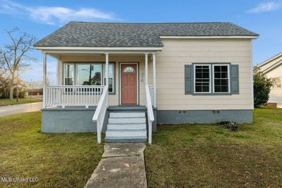 /international/us/104-n-14th-avenue-laurel-ms-110105357952/