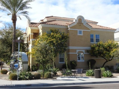 /international/us/121-n-california-street-chandler-az-110107809373/