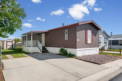 /international/us/8506-sunset-hills-dr-magna-ut-110107653402/