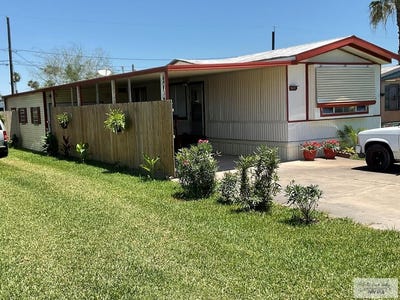 /international/us/517-e-1st-st-la-feria-tx-110107164486/