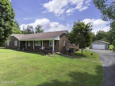 /international/us/738-n-broad-street-lexington-tn-110101050487/