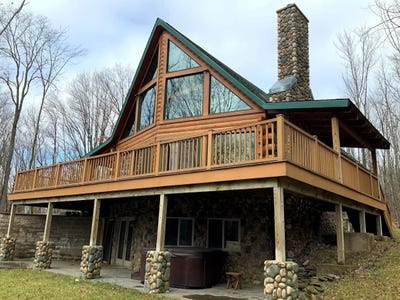 /international/us/2828-county-route-22-richland-ny-110106002810/