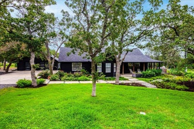 /international/us/160-shady-oaks-dr-dale-tx-110108974547/