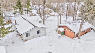 /international/us/14738-ll-road-wetmore-mi-110105395888/