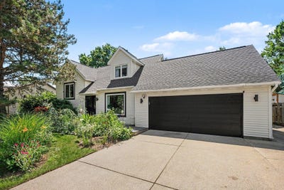 /international/us/6285-blanca-drive-ne-rockford-mi-110109010077/