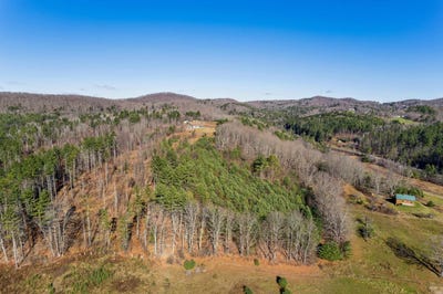 /international/us/day-road-sharon-vt-110107763526/