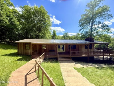 /international/us/555-lake-lane-new-tazewell-tn-110091354923/