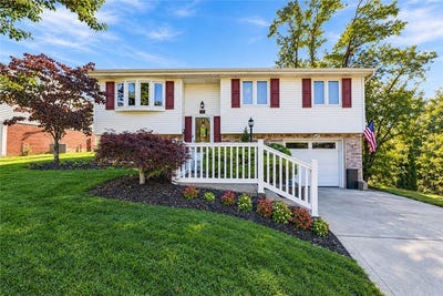 /international/us/721-cortland-dr-monroeville-pa-110120486944/