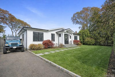 /international/us/37-maryland-boulevard-hampton-bays-ny-110104613134/