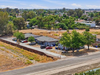 /international/us/25515-7th-avenue-corcoran-ca-110108616603/