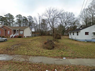/international/us/1612-n-english-street-greensboro-nc-110099264954/