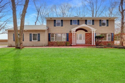 /international/us/39-glenrich-drive-saint-james-ny-110098690963/